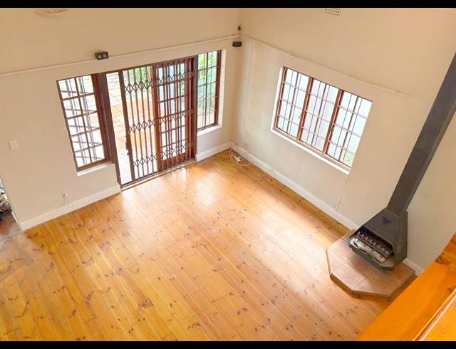 2 bed property to rent in OBSERVATORY